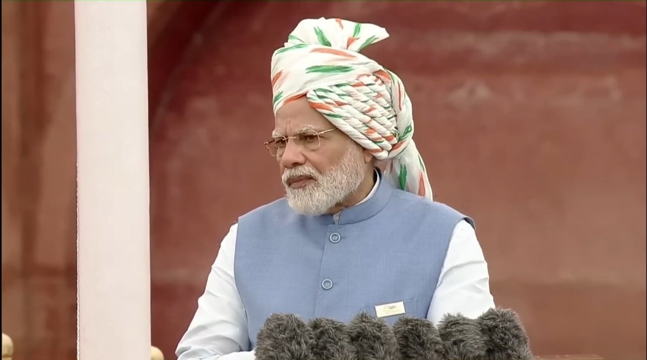 Holistic Healthcare-We must feel proud of Indian Heritage says Shri Narendra Modi from Red Fort